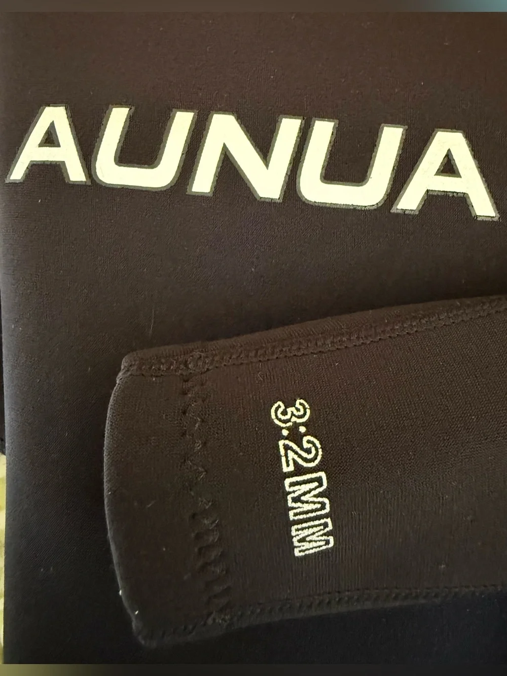 Aunua Wetsuit Youth Size 12 Long Pants/Sleeves Black 3:2mm